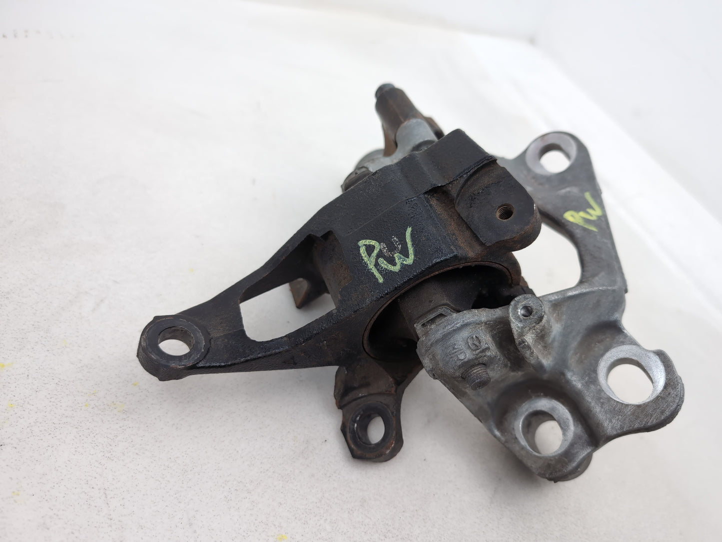 Set Of Engine Mounts LH + RH 5