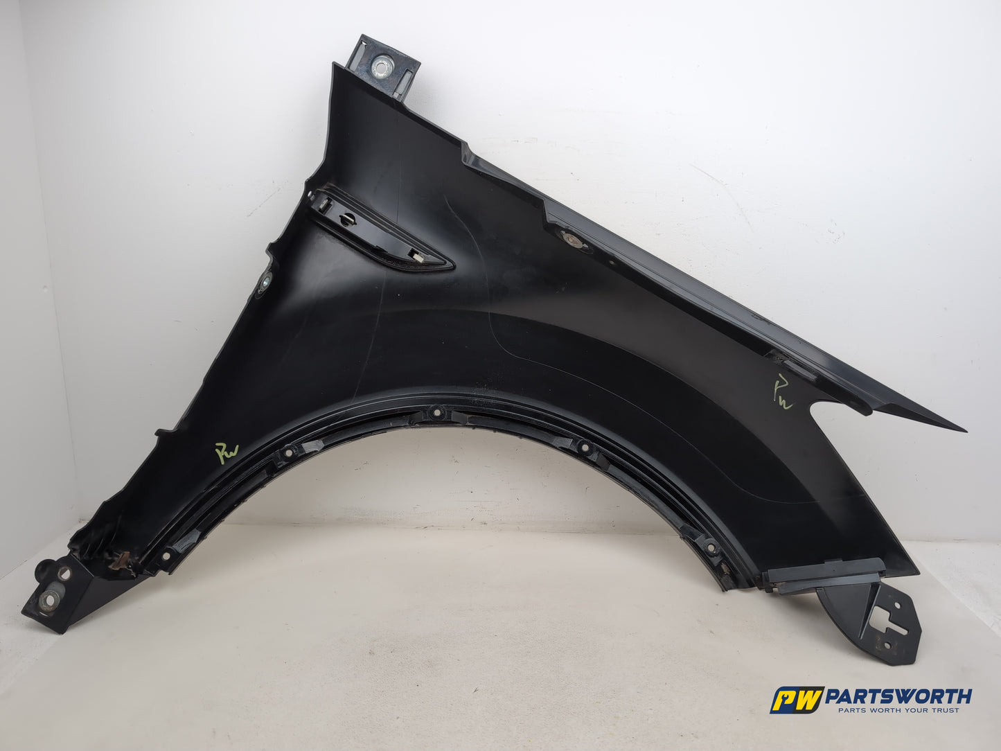 Wing Front LH 5