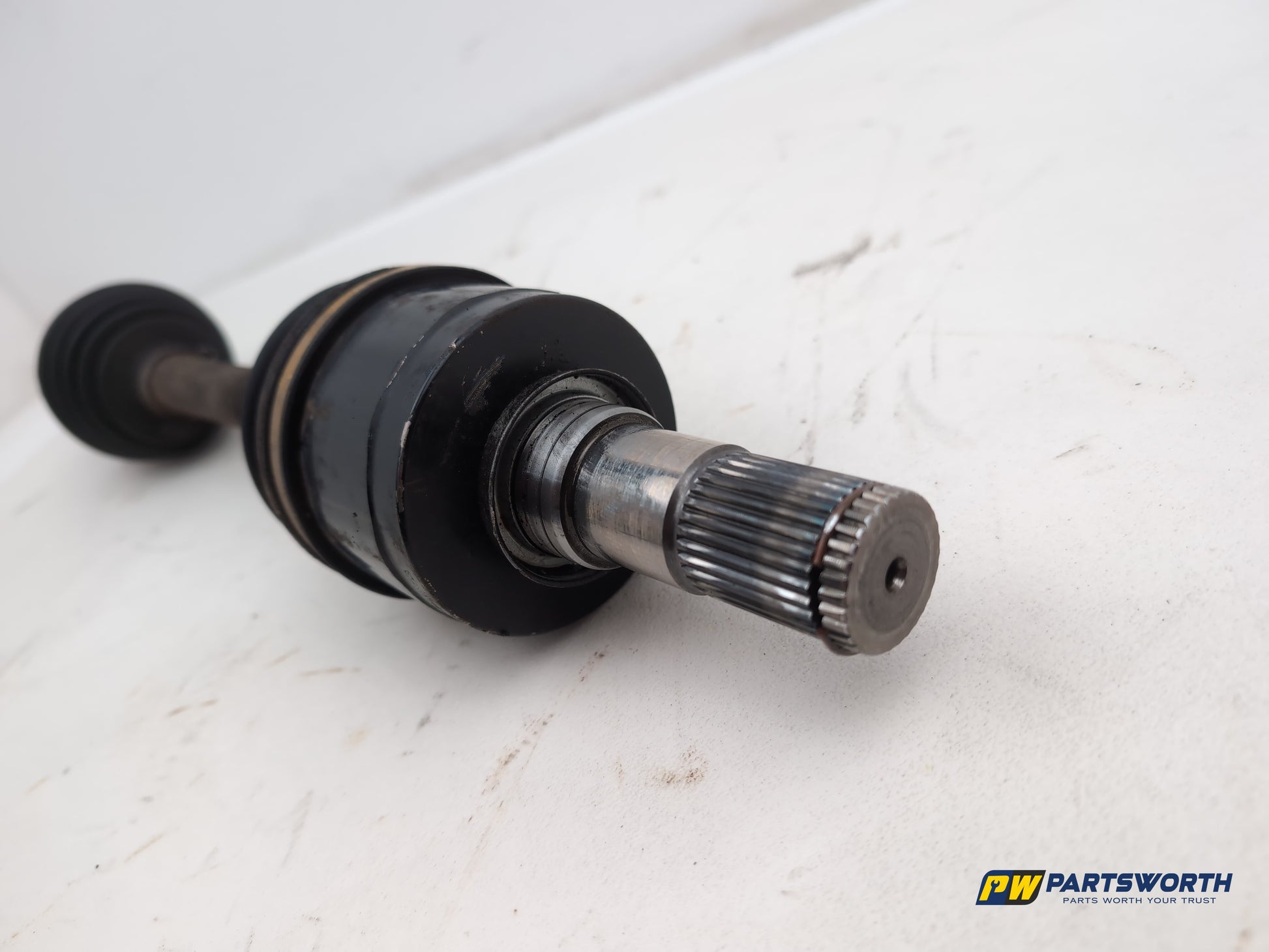 Driveshaft Front LH 5