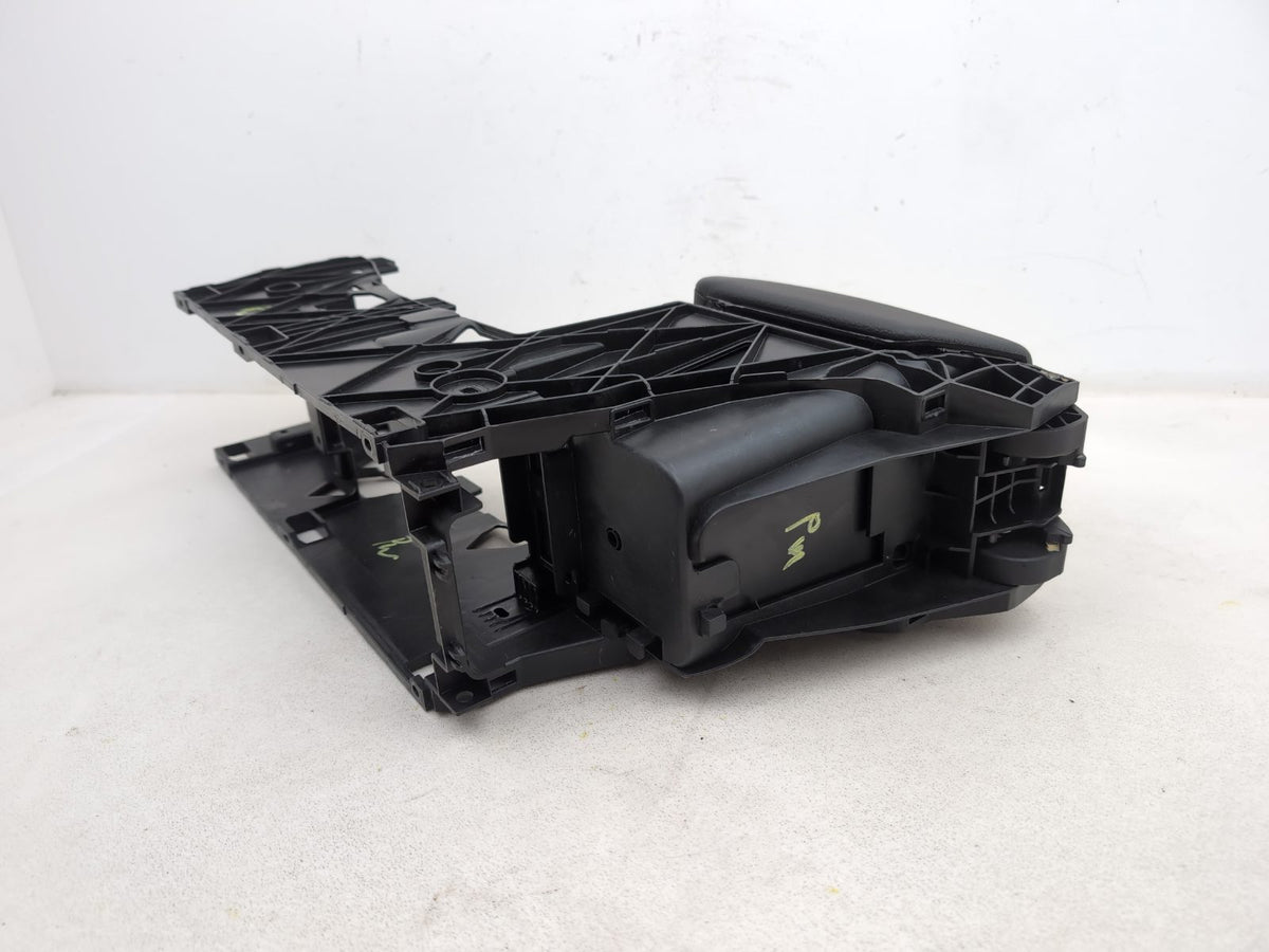 Centre Console Armrest 5