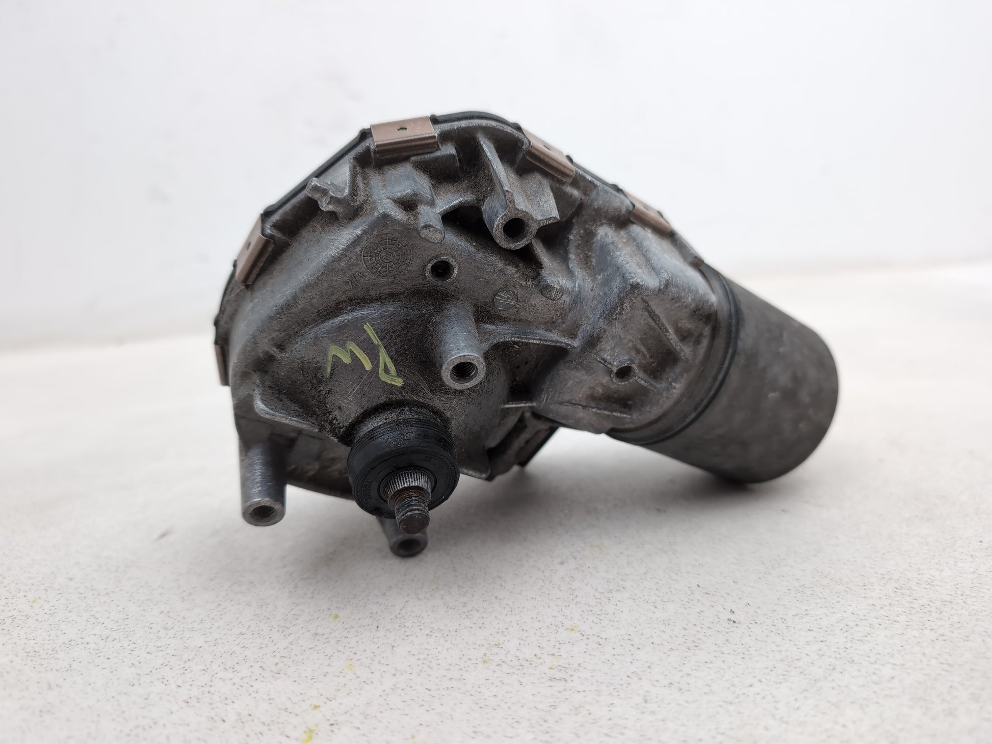 Wiper Motor Front 5