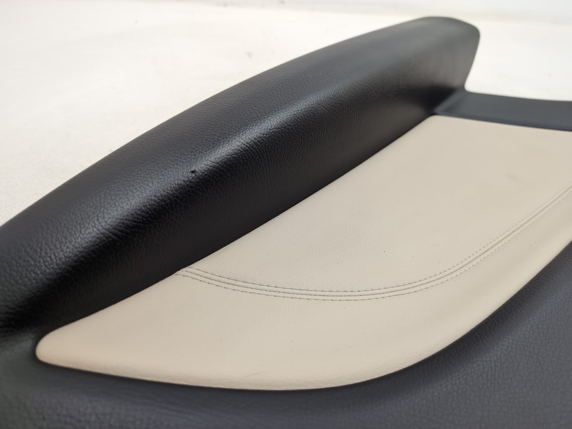 Mercedes-Benz C250 Amg Sport Ed125 Left Front Door Panel A2046907526 2007-2014 - photo 5