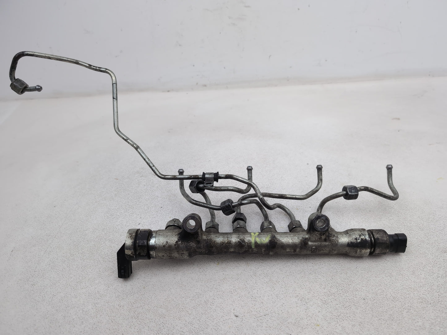 Fuel Rail 5