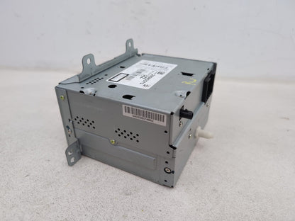 Radio - DAB/CD Player, Display screen + Facia  5