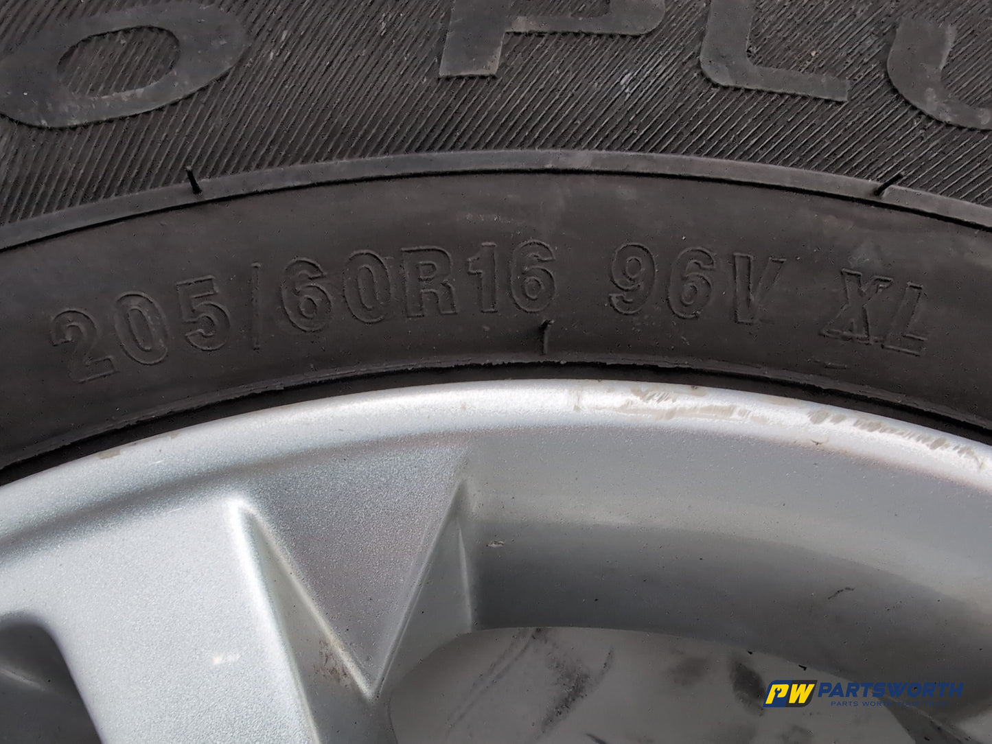 Wheel Road Alloy 6