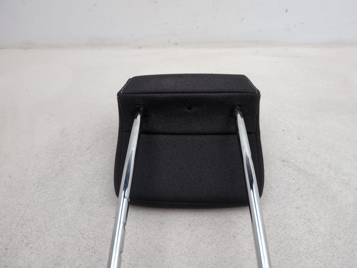 Rear Headrest 5