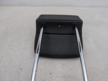 Rear Headrest 5