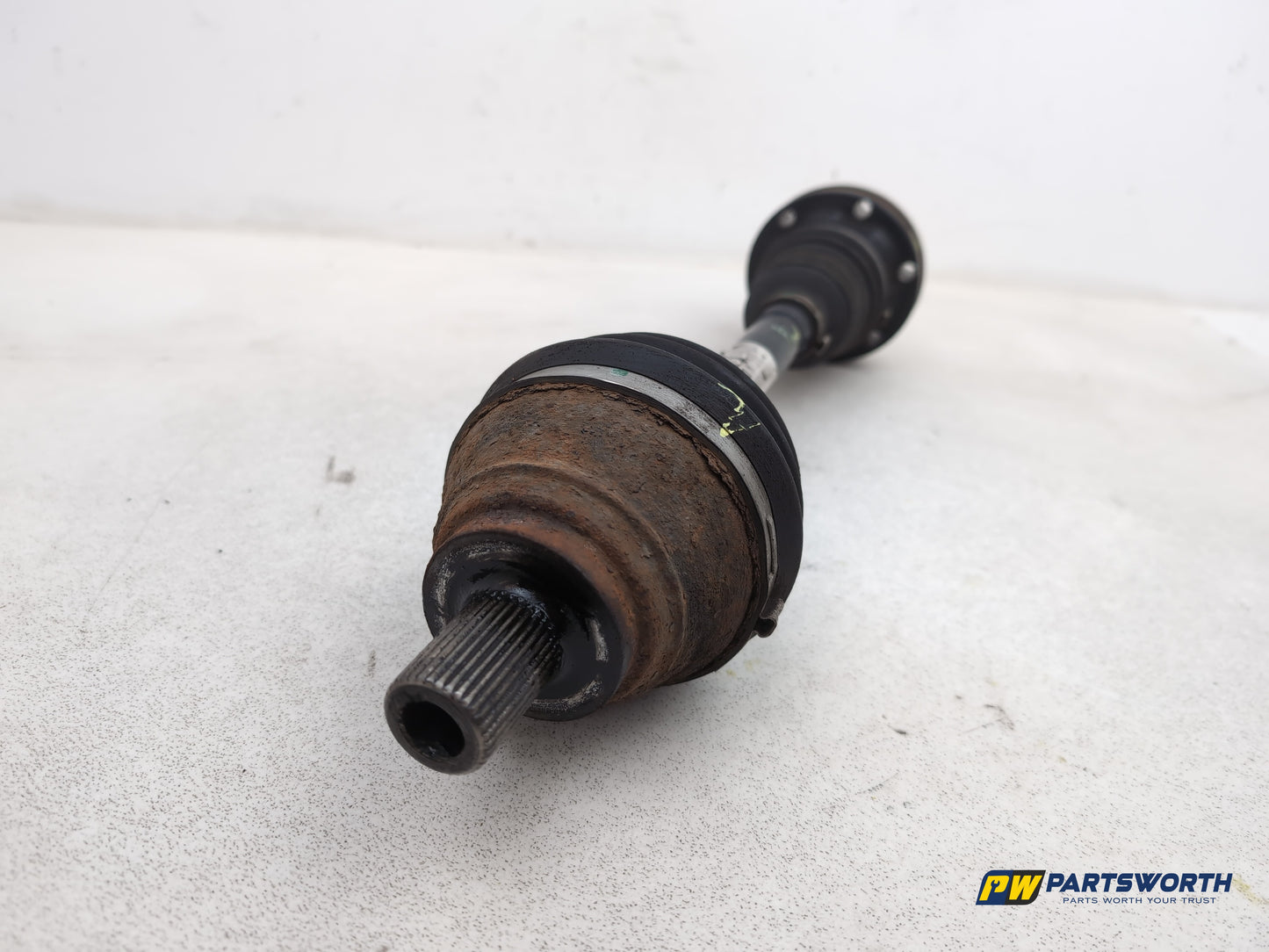 Driveshaft Front LH 5