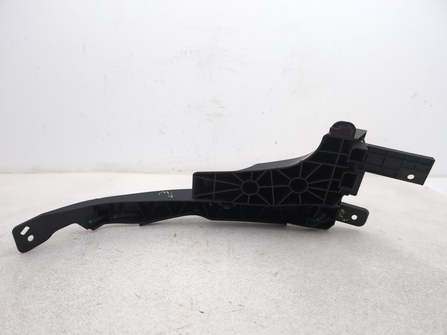 Headlamp Panel Support Bracket RH 5