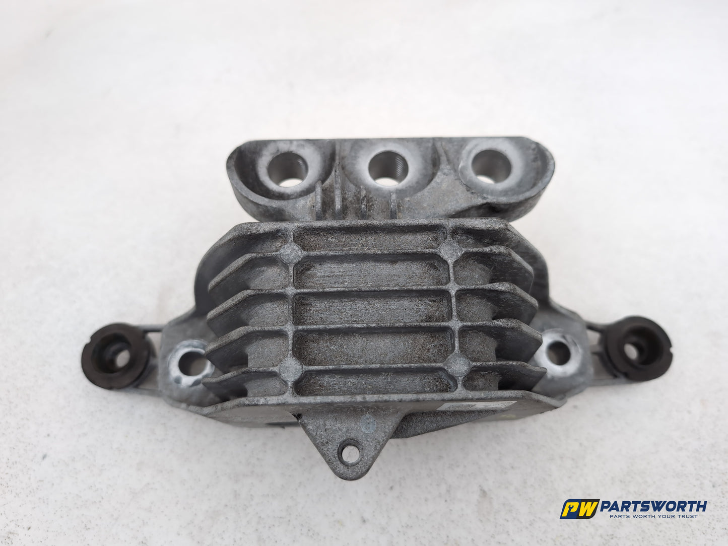 Engine Mounting RH 5