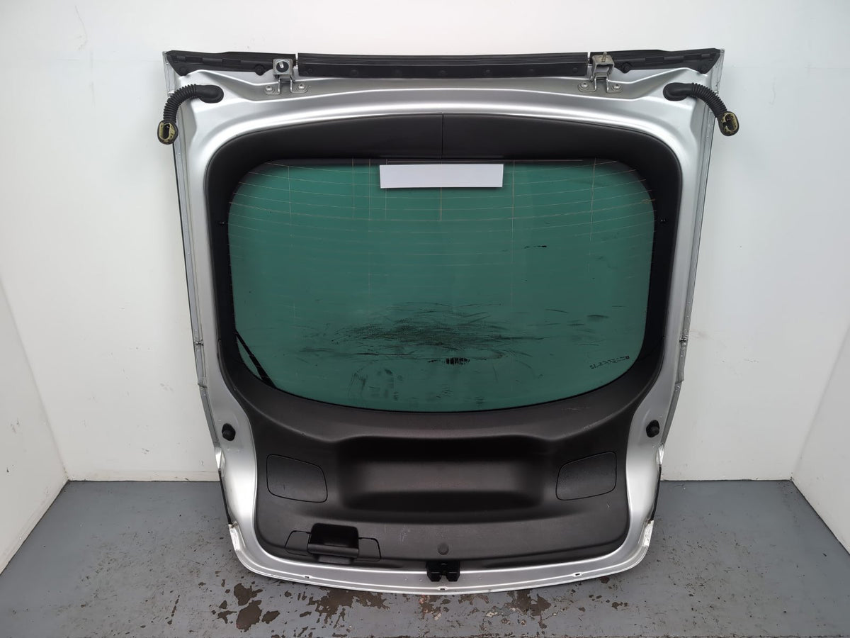 Boot Lid 11