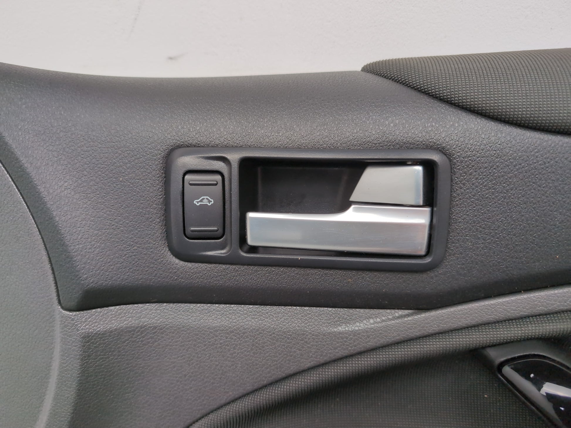 Front Right Door Card 5