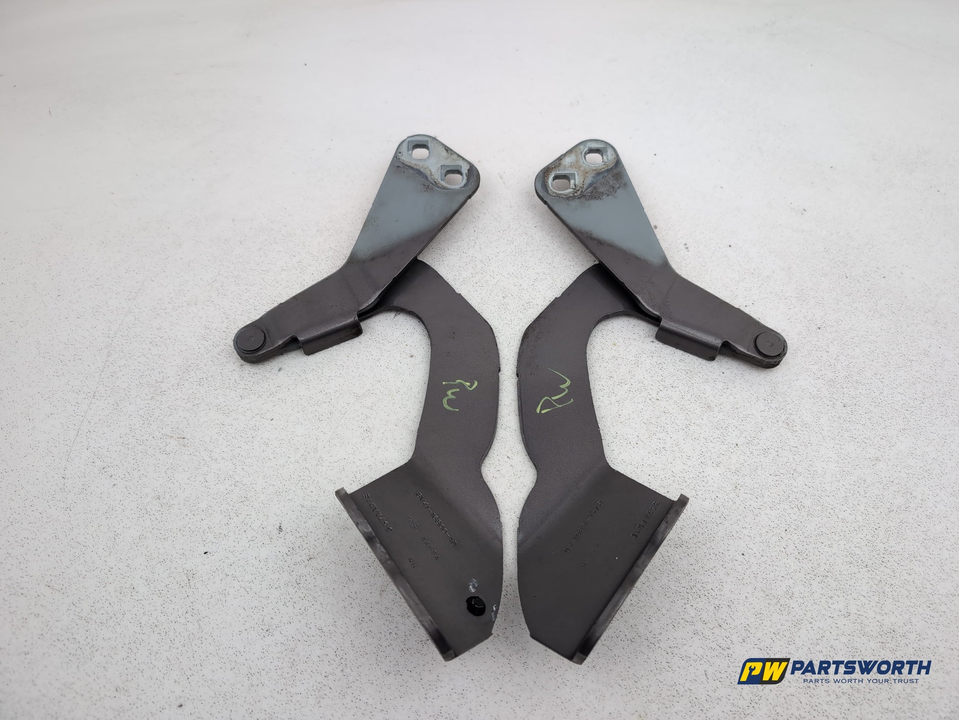 Bonnet Hinge LH 5