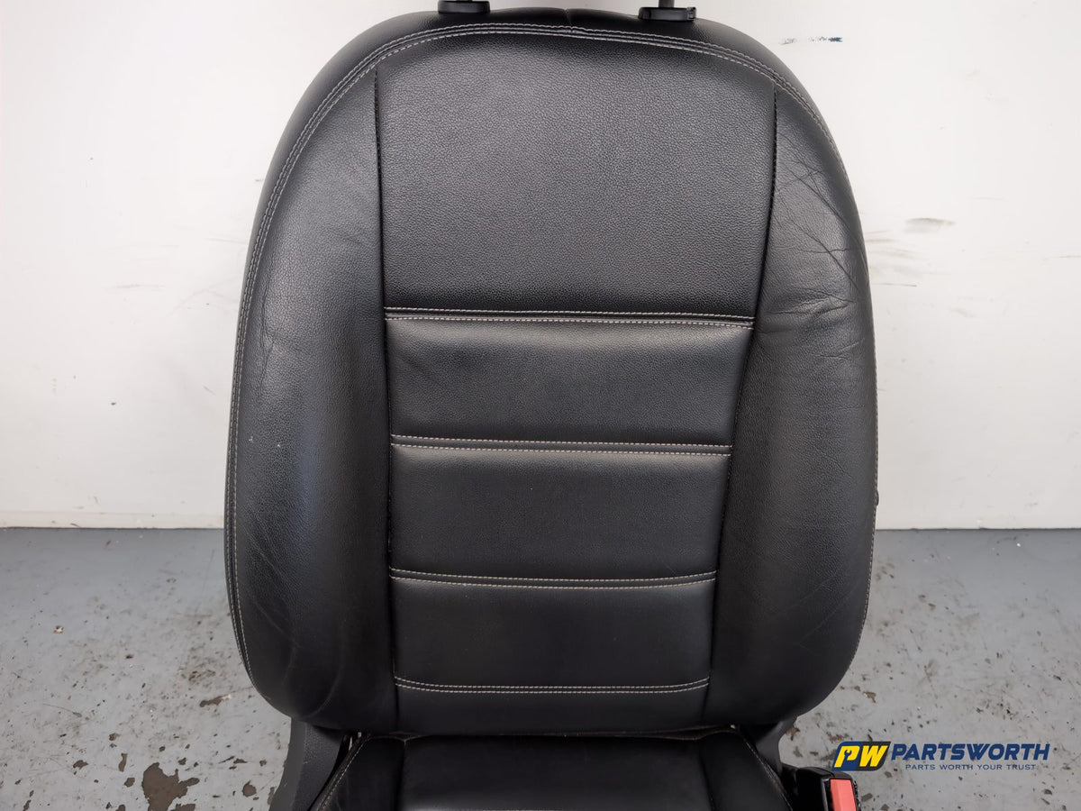 Seat Front RH 5
