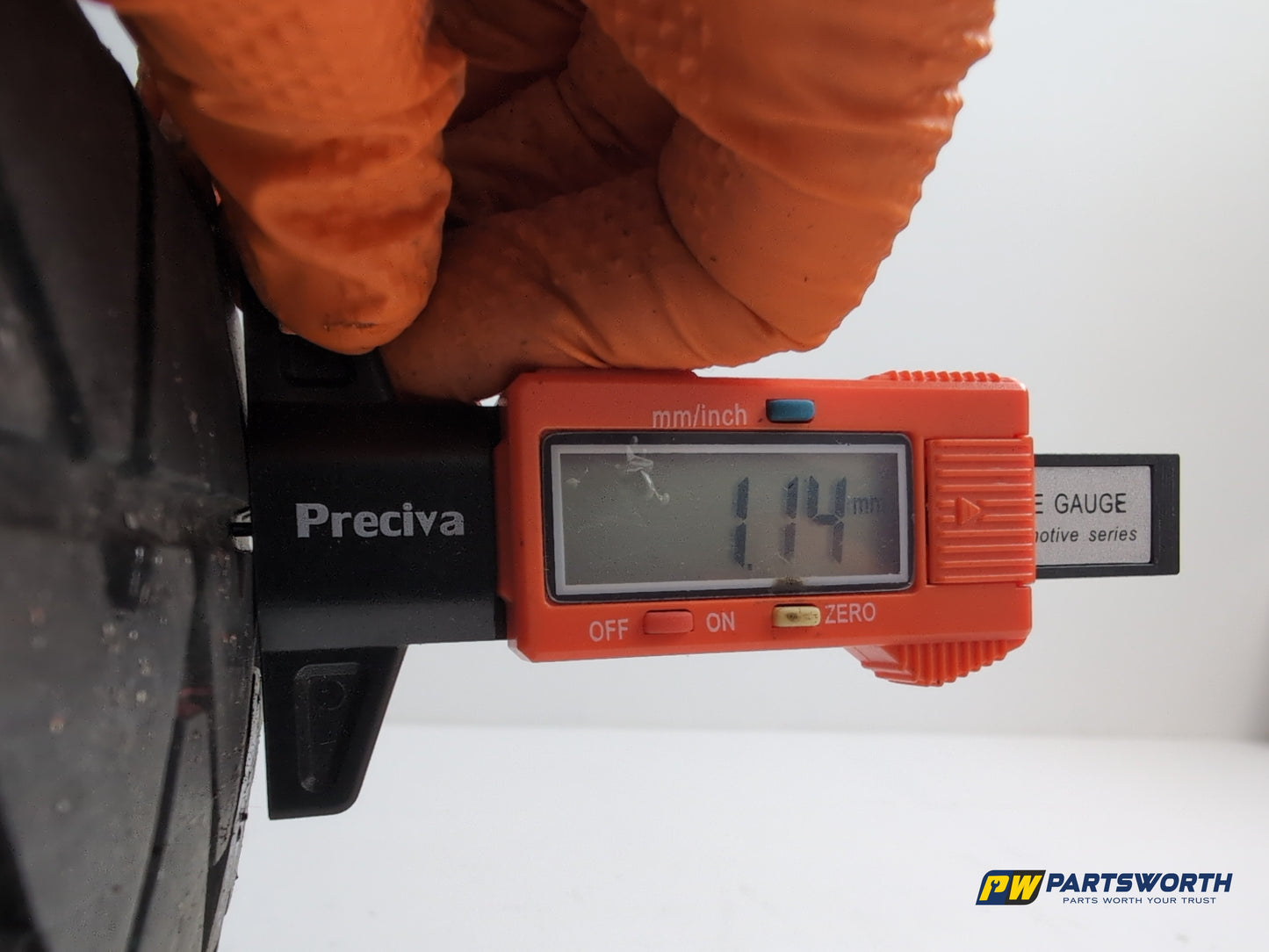 Space Saver Spare Wheel and Tool Kit  11
