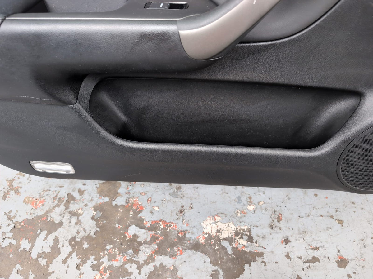 Door Front LH 11