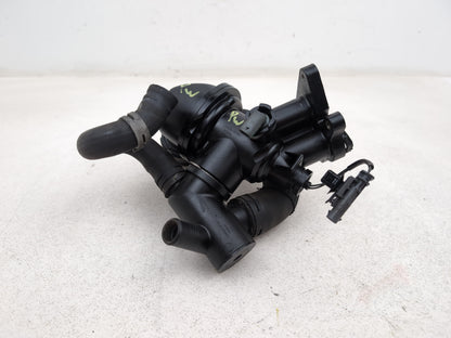 Jaguar Xe Prestige D Auto Thermostat Housing W584a 2015-2021 - photo 5