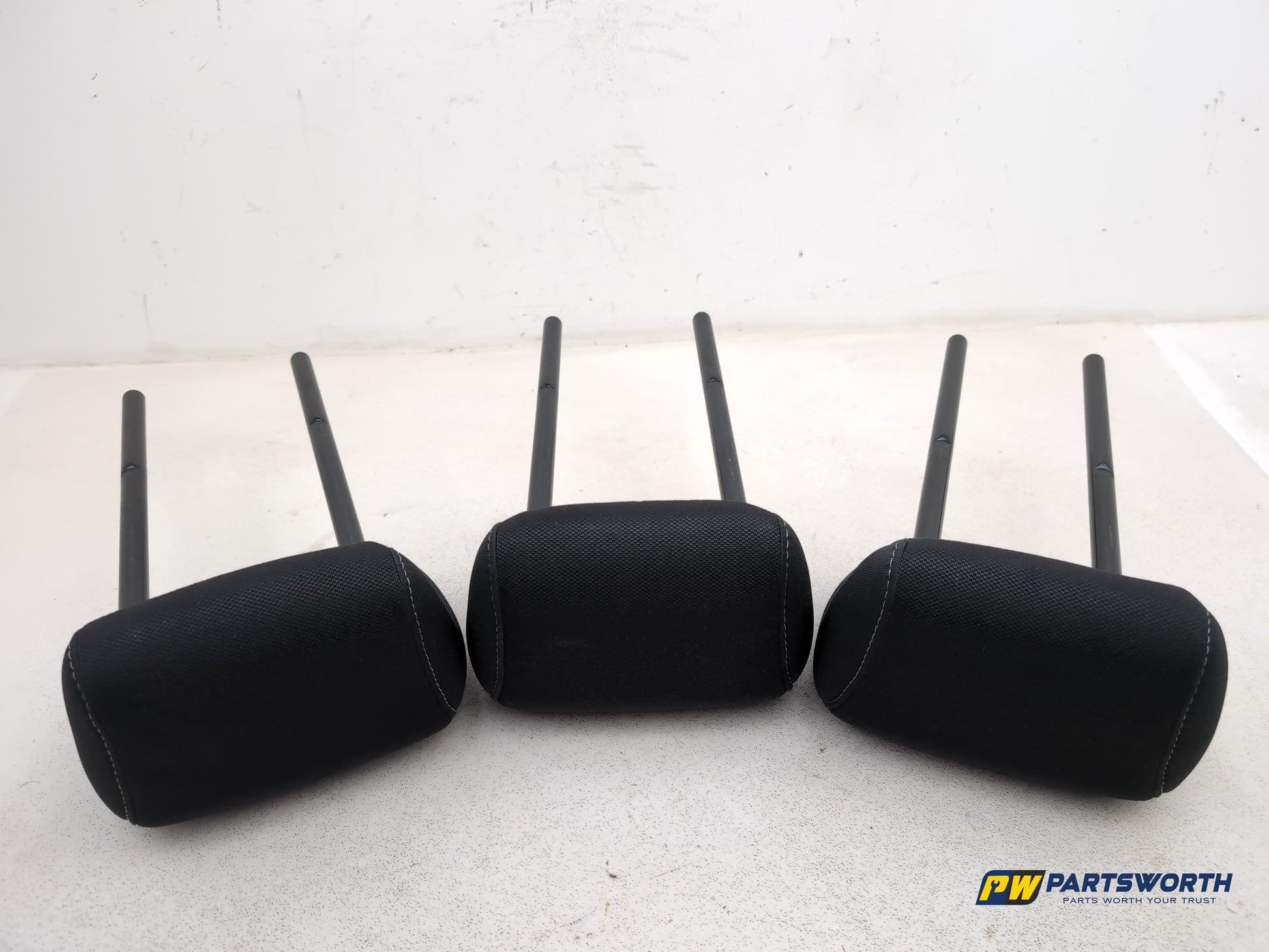 Renault Megane Expression Vvt 110 Rear Headrest Set 2008-2015 - photo 5
