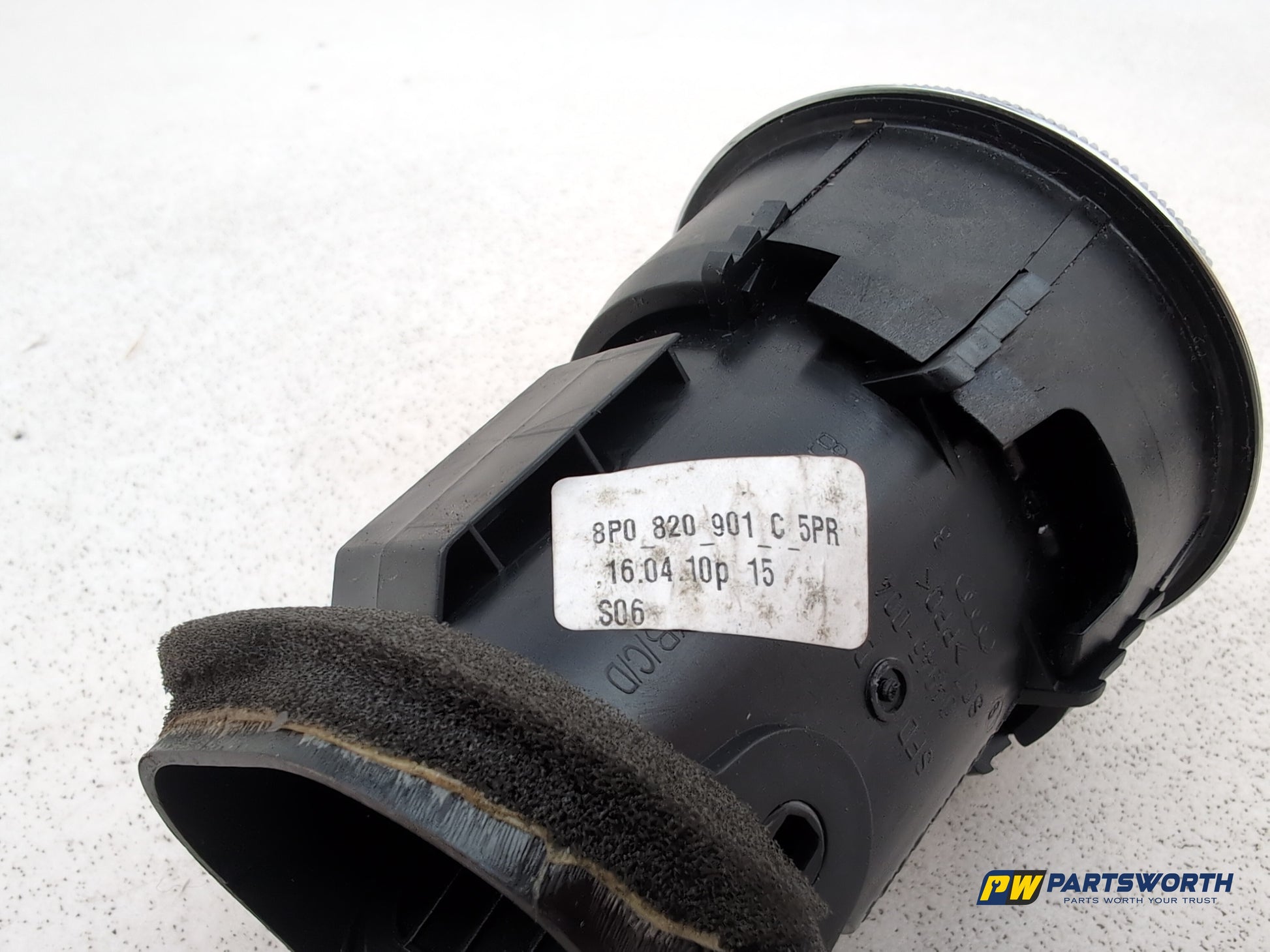 Audi A3 Sport Tfsi Dashboard Trim With Air Vent 8p0820901c5pr 2003-2012 - photo 5