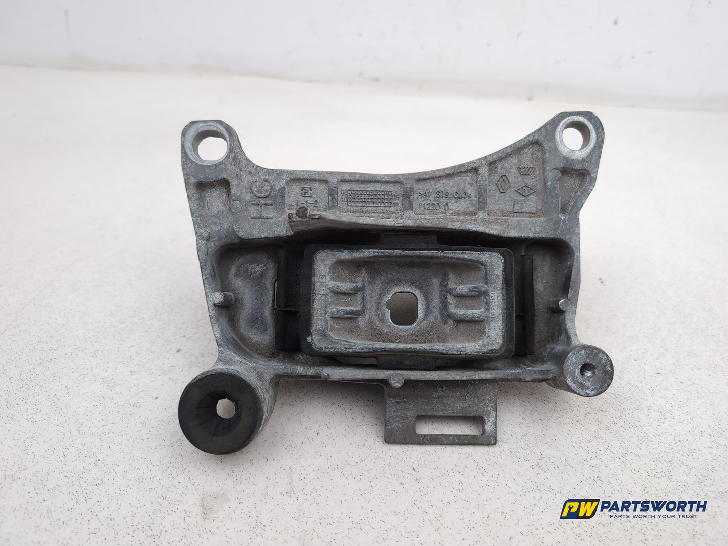Renault Megane Expression Vvt 110 Engine Mounting Bracket 2008-2015 - photo 5