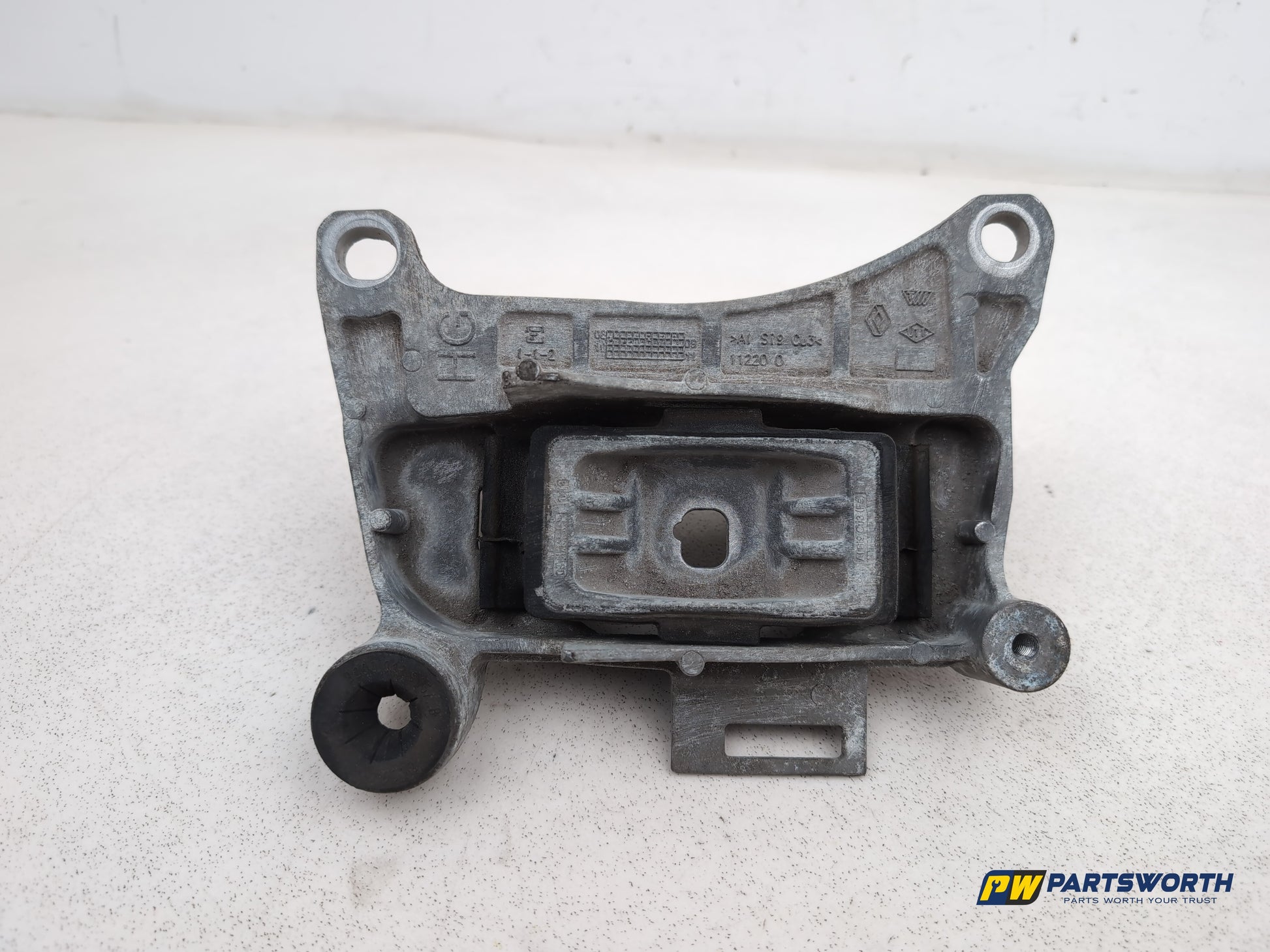 Renault Megane Expression Vvt 110 Engine Mounting Bracket 2008-2015 - photo 5