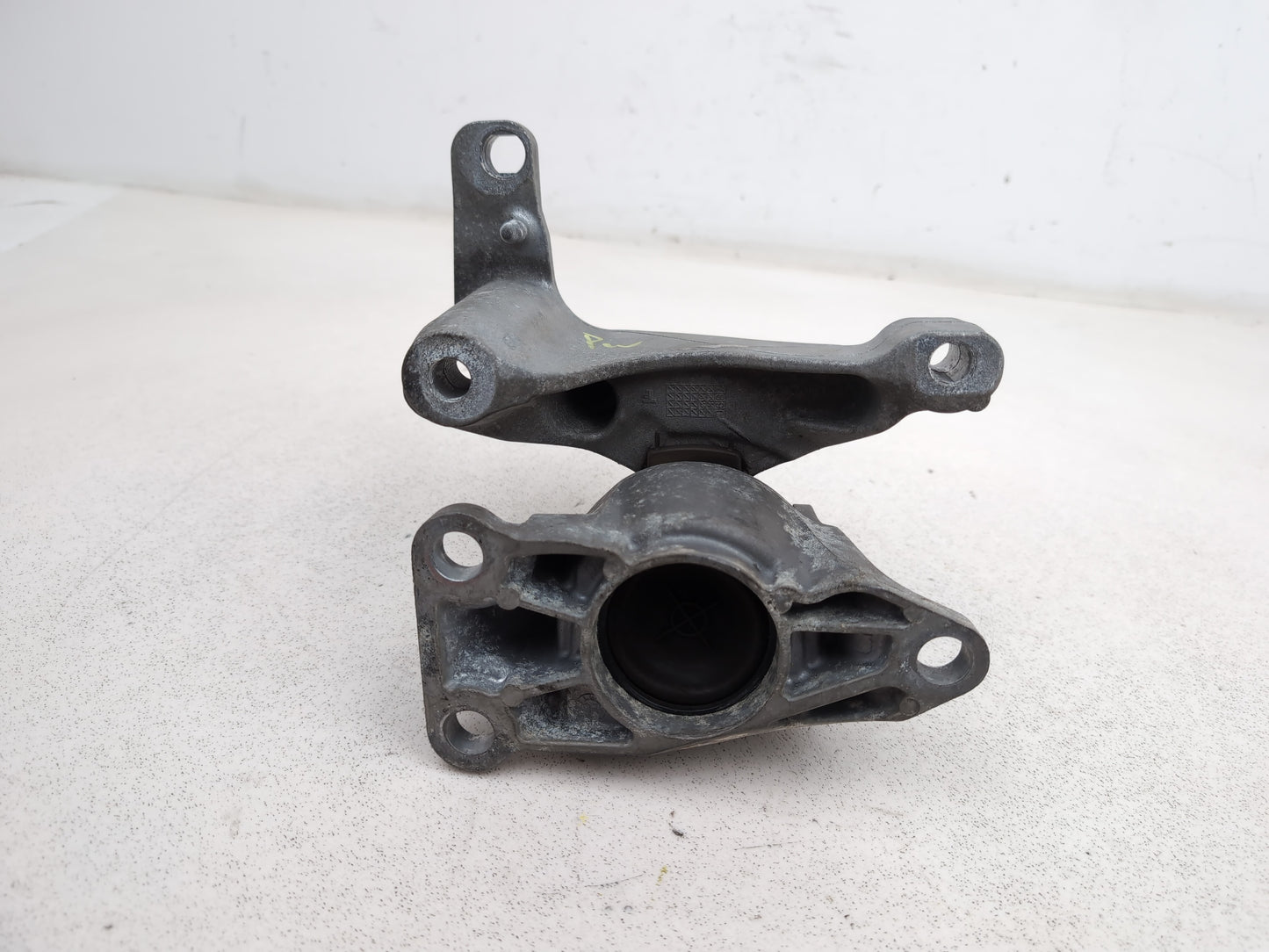 Renault Megane Expression Vvt 110 Engine Mounting Rh Driver Side 2008-2015 - photo 5