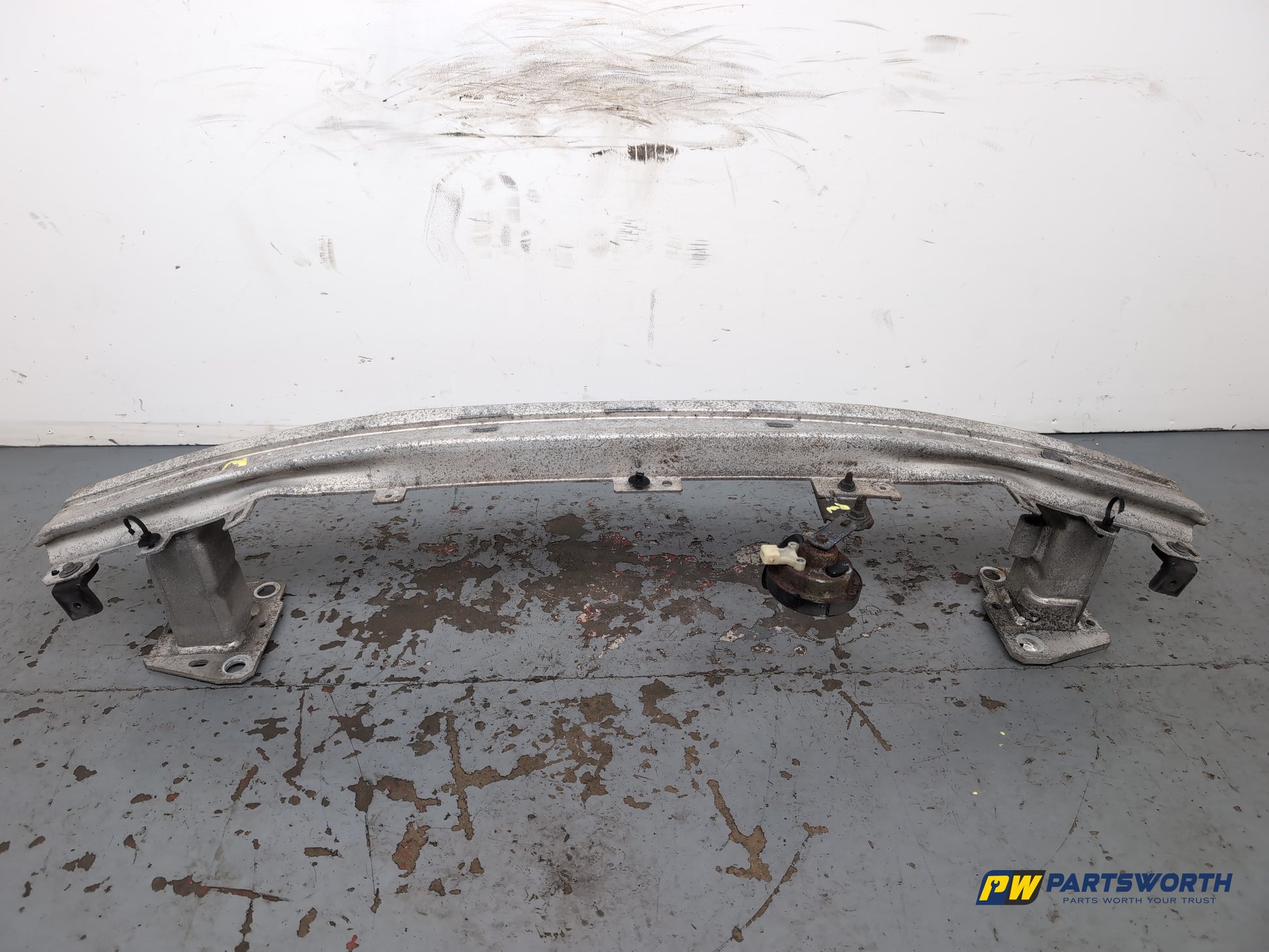 Renault Megane Expression Vvt 110 Bumper Front Reinforcement 2008-2015 - photo 6