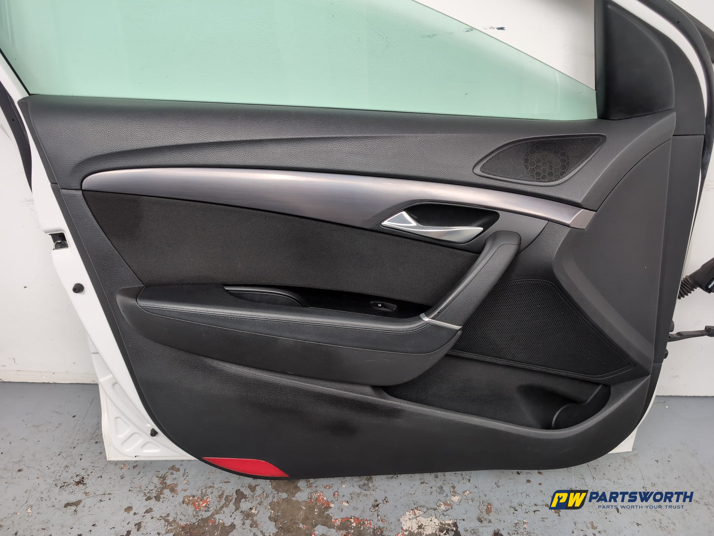 Door Front LH 11