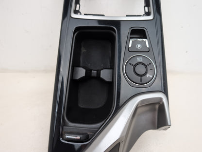 Hyundai I40 Style Crdi 2012 Centre Console Storage Tray & Switches 84670-3z900 - photo 5