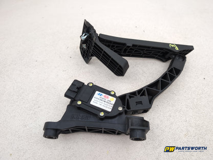 Hyundai I40 Style Crdi 2012 Accelerator Throttle Pedal 32727-2t900 - photo 5
