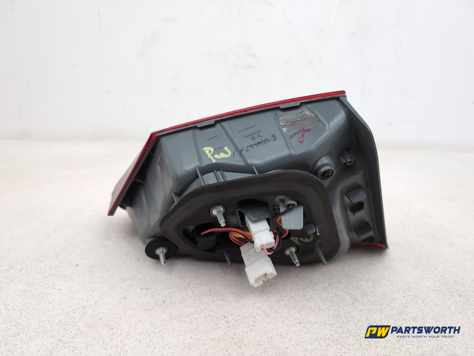 Hyundai I40 Mk1 Vf Rear Tail Light Inner Right Side 924013z500 2011-2015 - photo 5