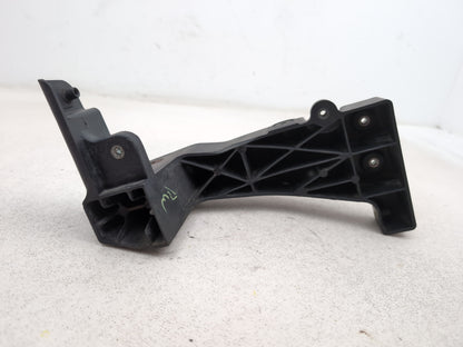 Hyundai I40 Style Crdi Headlight Bracket Mount Left Side 641363z000 2011-2019 - photo 5