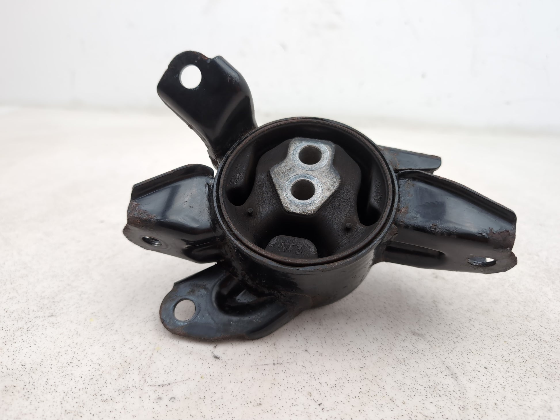 Hyundai I40 Style Crdi Engine Mounting Bracket Left Passenger Side 218303z400 - photo 5