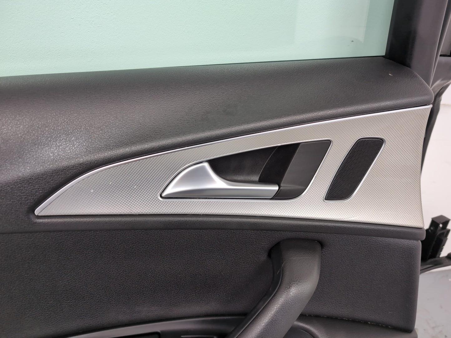 Door Rear LH 11
