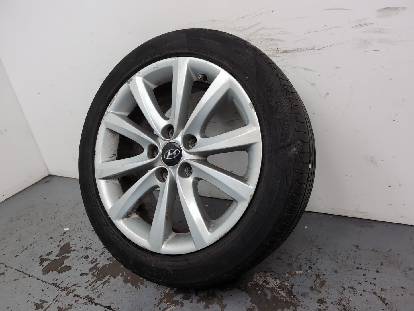 Hyundai I40 Style Crdi Wheel With Tyre 215/50 R17 2011-2019 - photo 5