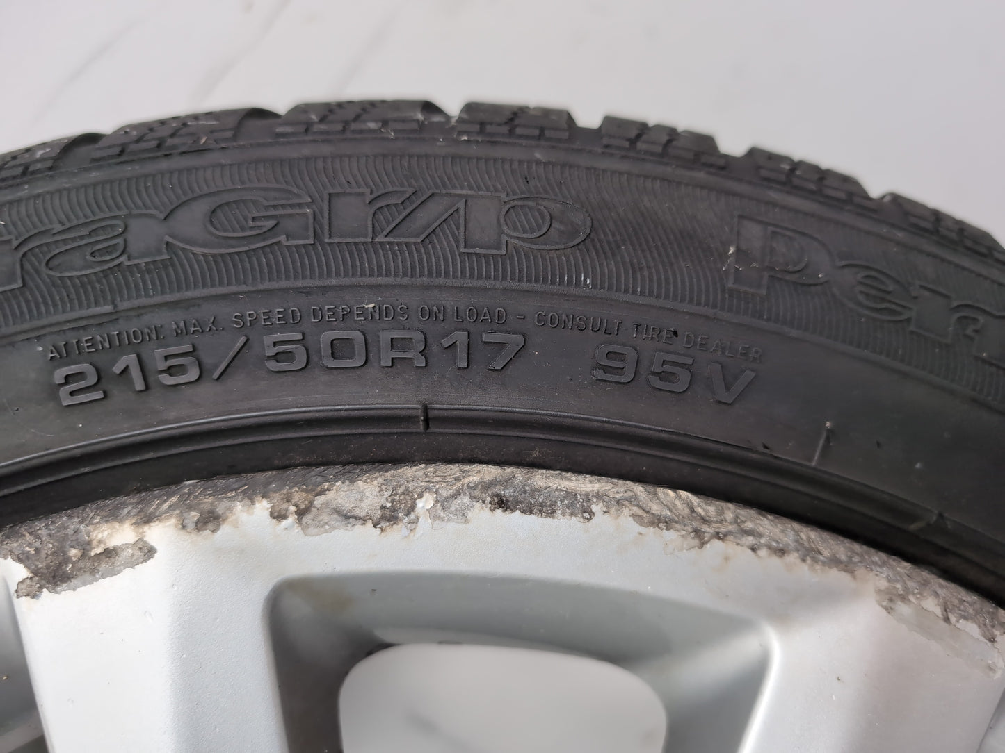 Hyundai I40 Style Crdi Wheel With Tyre 215/50 R17 2011-2019 - photo 5
