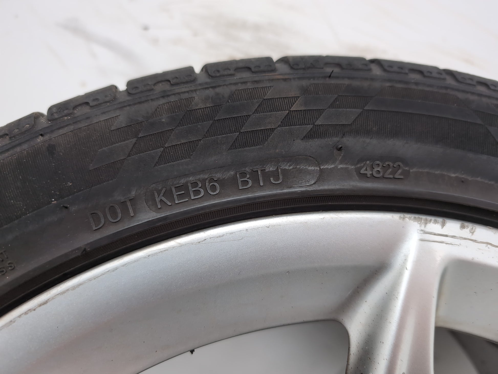 Audi A3 Sport Tfsi Wheel With Tyre 225/45 R17 8p0601025bl - photo 5
