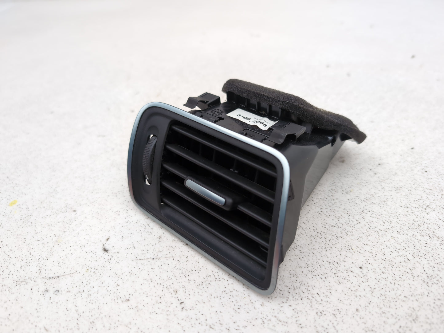 Volkswagen Passat Highline Drivers Side Front Dash Air Vent 3ac819702a 2010-2014 - photo 5