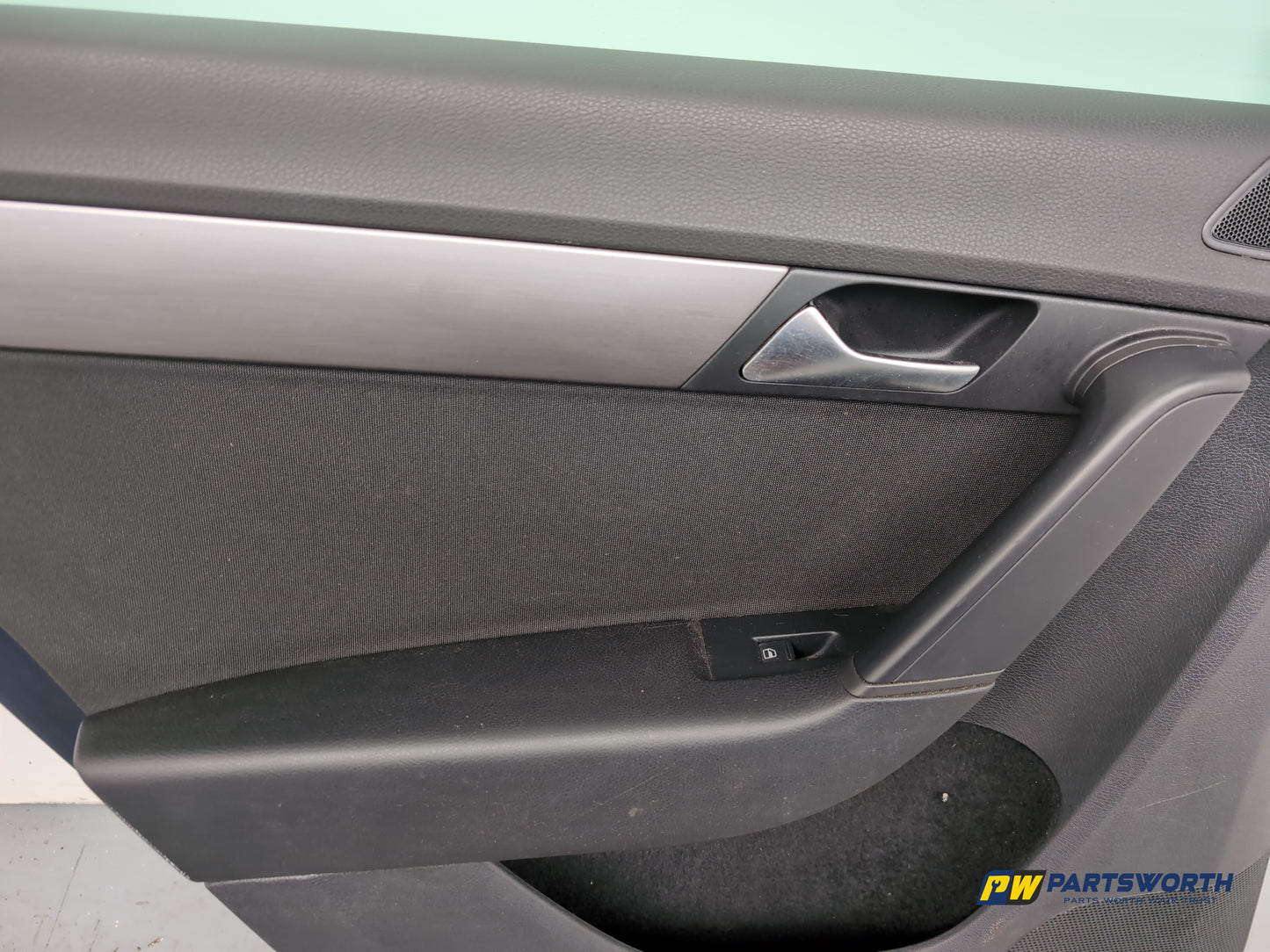Door Rear LH 11