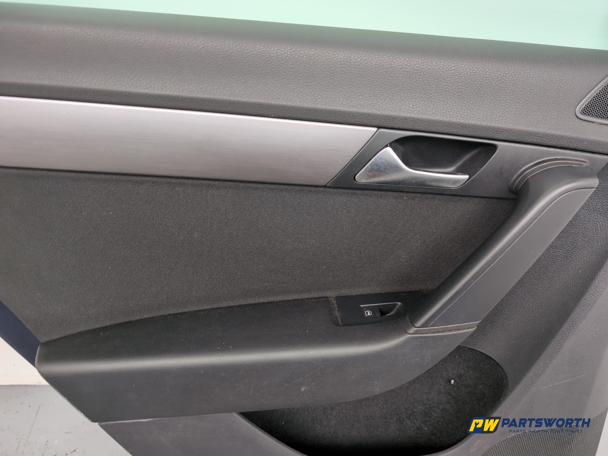Door Rear LH 11