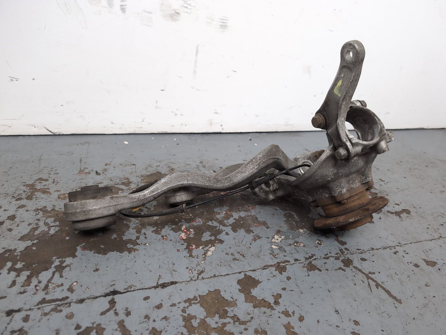 Bmw E60 E61 520d M Sport Wheel Hub Front Lh 6760953l 2004-2009 - photo 5
