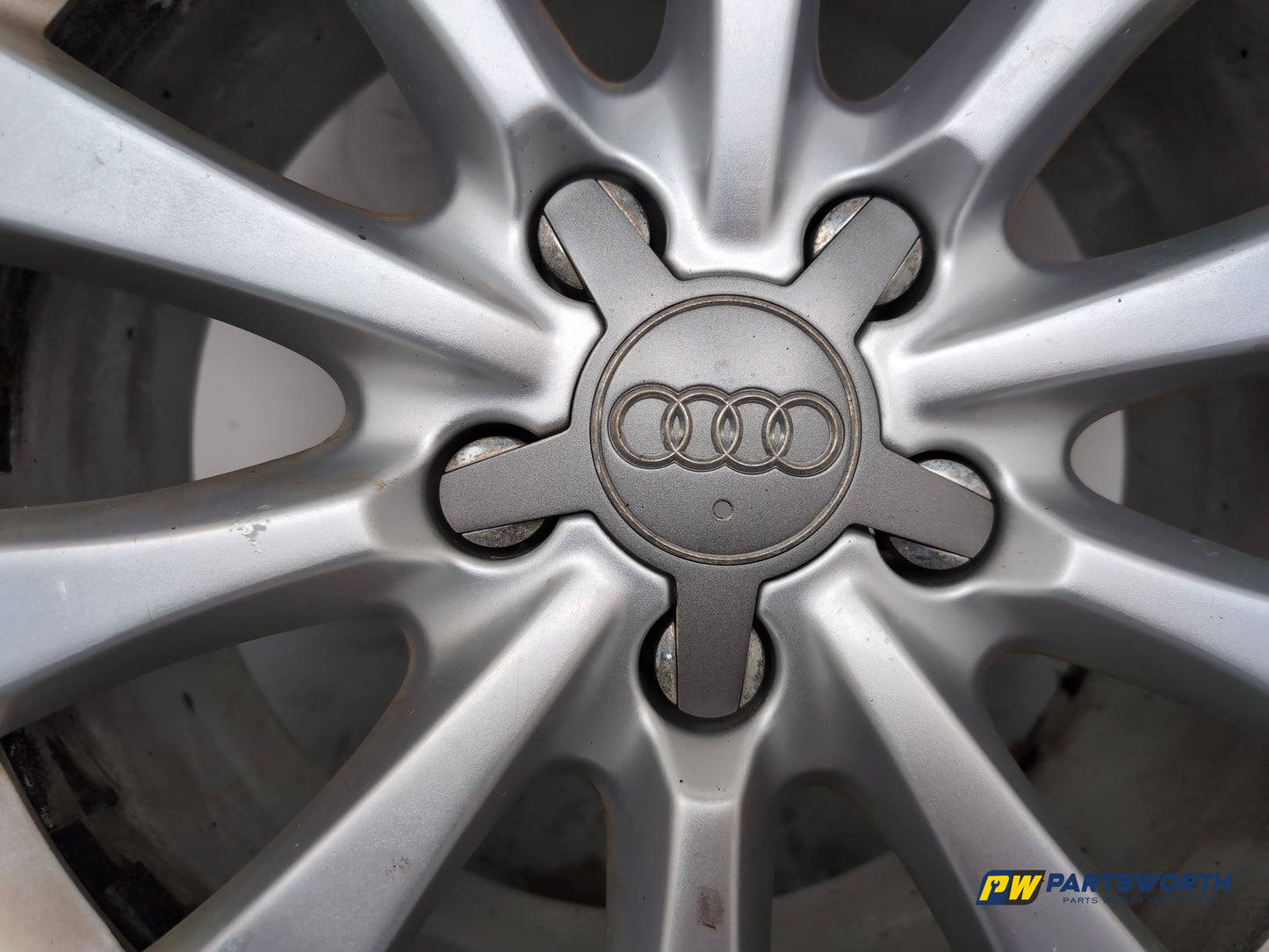 Wheel Road Alloy 5