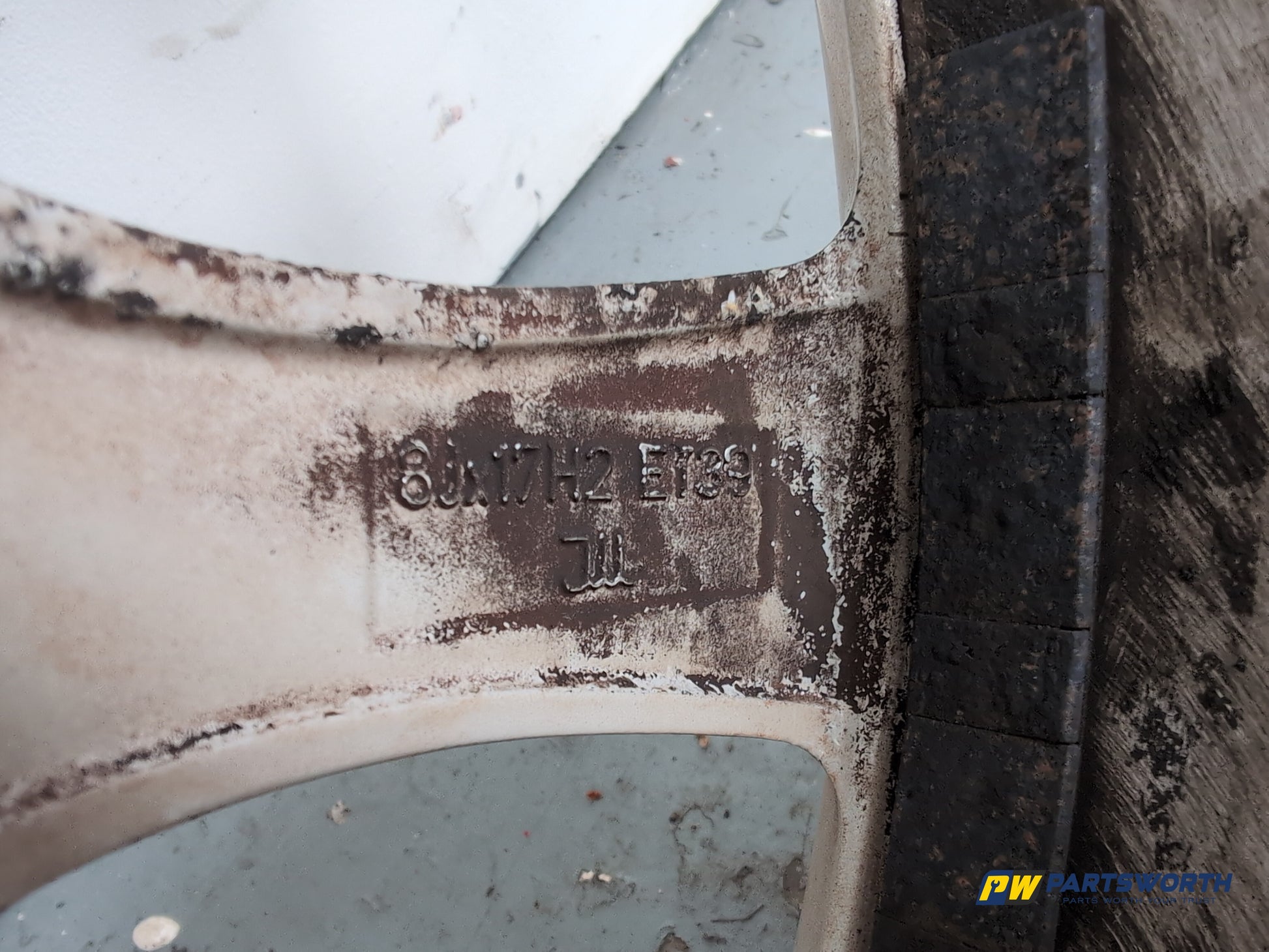 Wheel Road Alloy 11