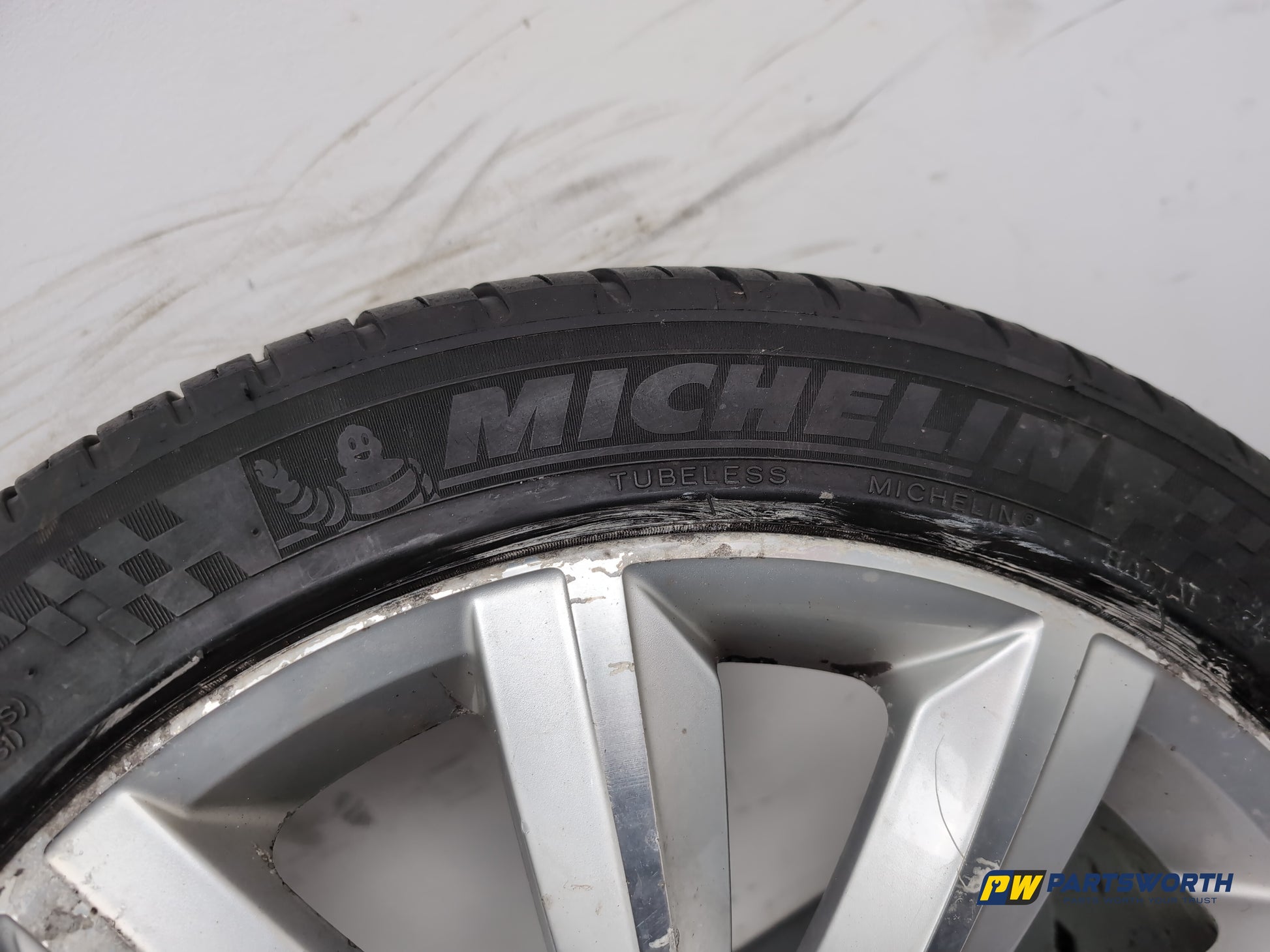 Wheel Road Alloy 5