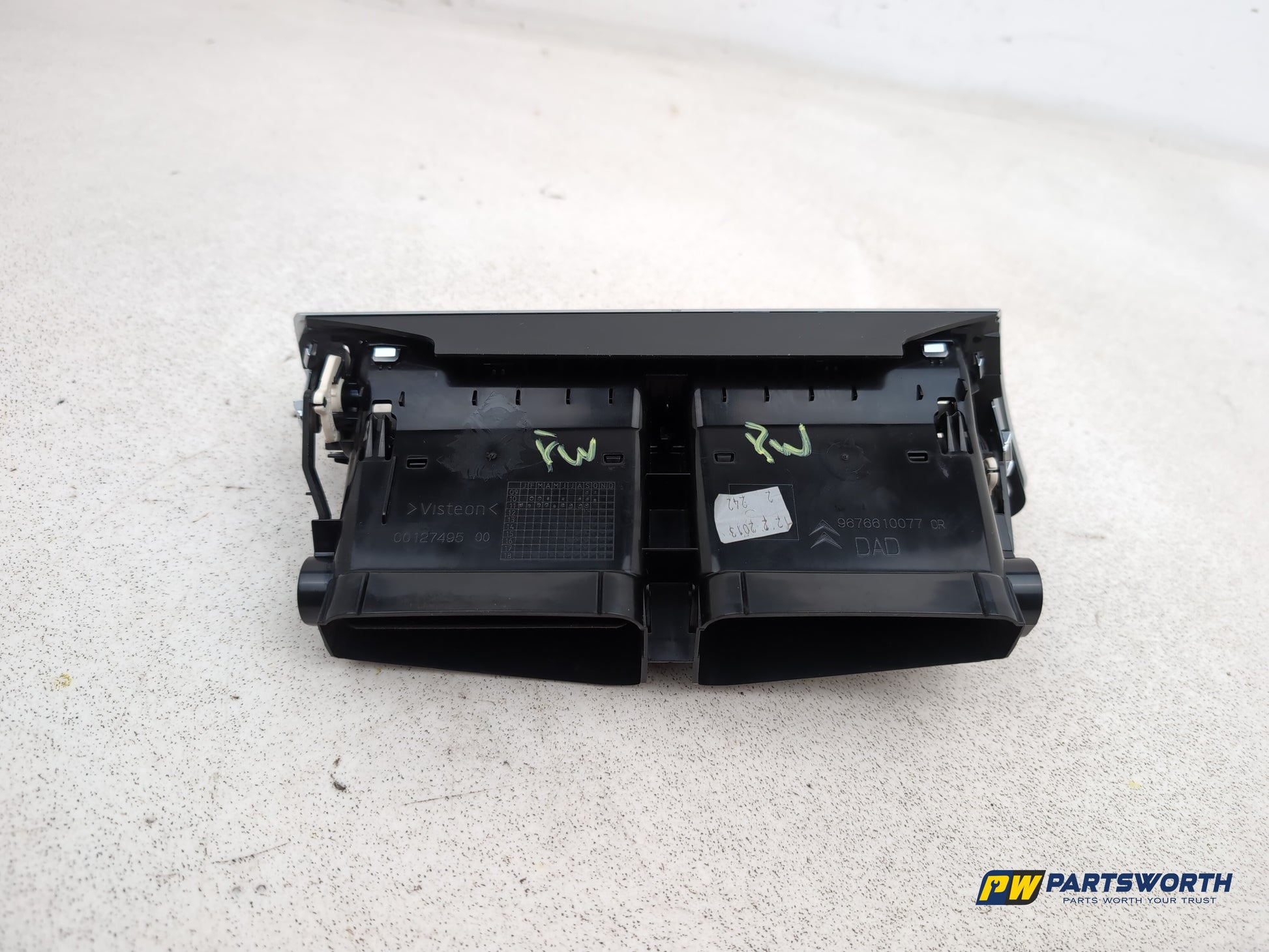 Citroen C4 Vtr+ Hdi Dashboard Air Vent 9676610077 2010-2013 - photo 5