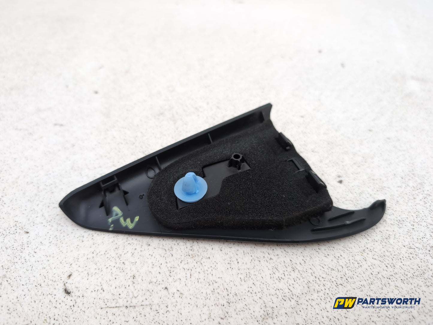 Citroen C4 Vtr+ Hdi Driver Side Rear Right Interior Trim 9670277277 2010-2013 - photo 5