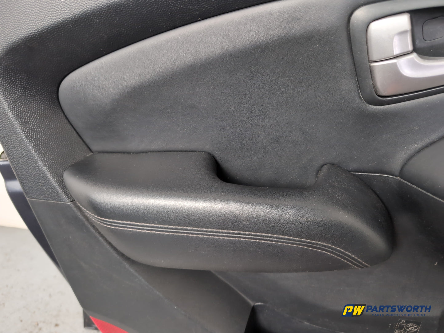 Hyundai Ix35/Tucson Lm/El Door Front Lh Passenger Side Grey 5k 2009-2016 - photo 9