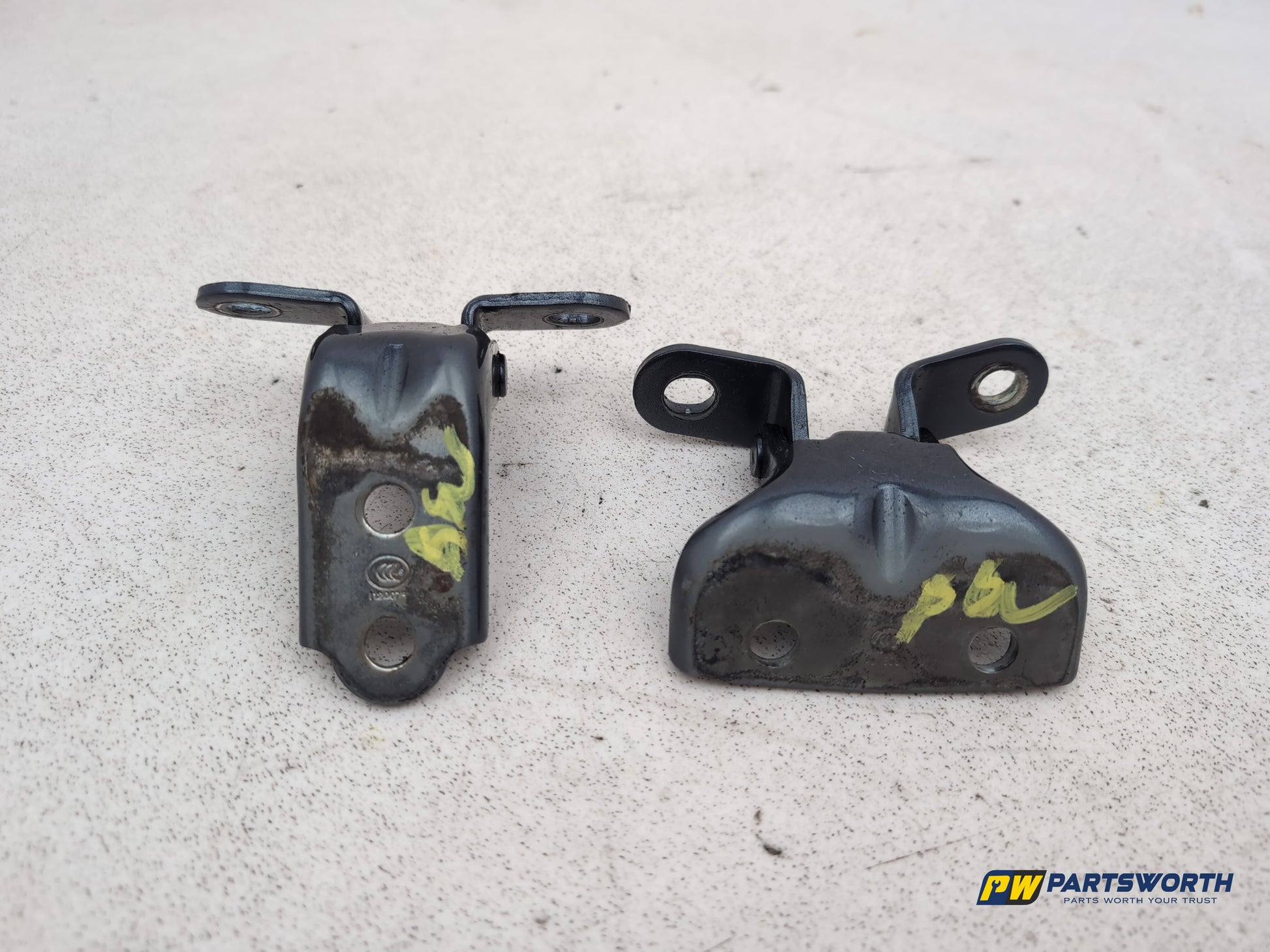Hyundai Ix35 Style 2wd Crdi Door Back Hinge Lh Left Passenger Side 2009-2015 - photo 5