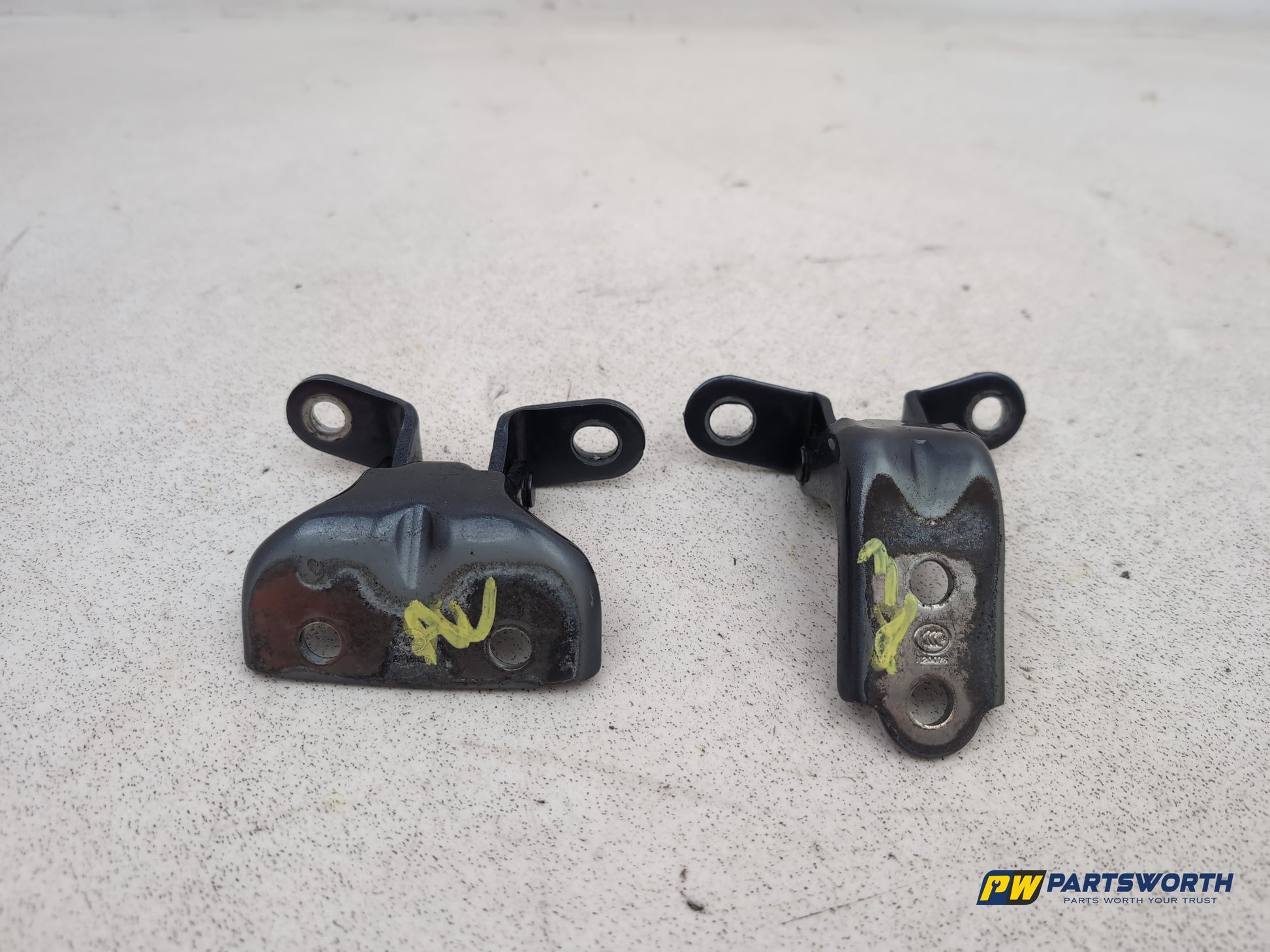 Hyundai Ix35 Style 2wd Crdi 134 Door Back Hinge Rh Right Driver Side 2009-2015 - photo 5