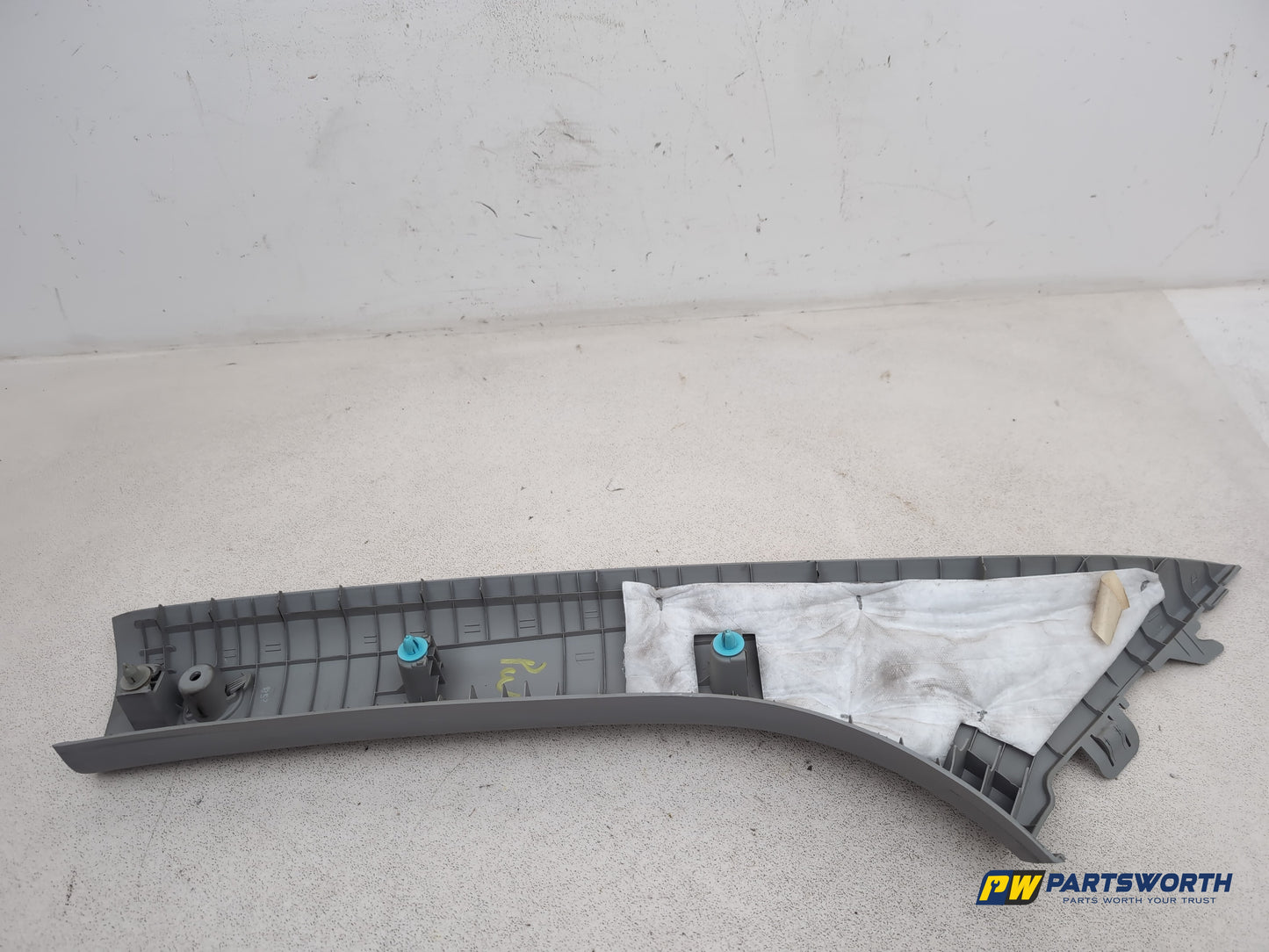 Hyundai Ix35 Style 2wd Crdi Rh A Pillar Trim Driver Side 858212y100 2009-2015 - photo 5